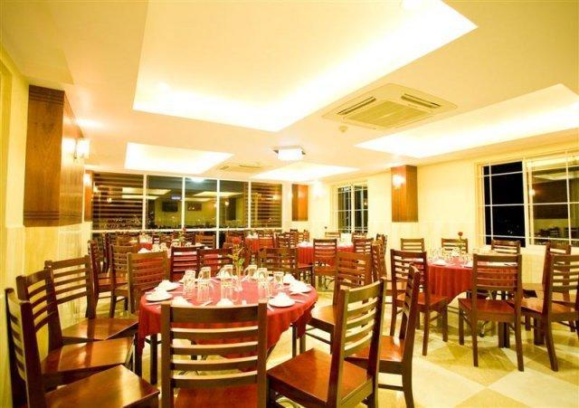 Ngoc Hong Hotel Nha Trang Esterno foto